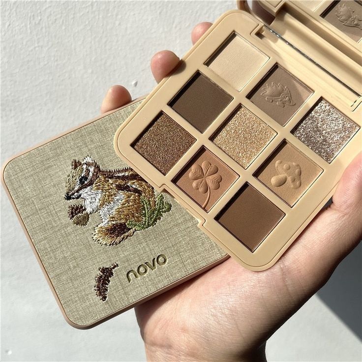 Must have eyeshadow palette blush in one❤️❤️